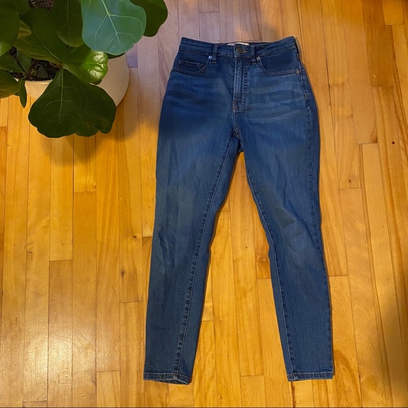 Everlane Denim - Everlane curvy high rise skinny jean mid blue wash